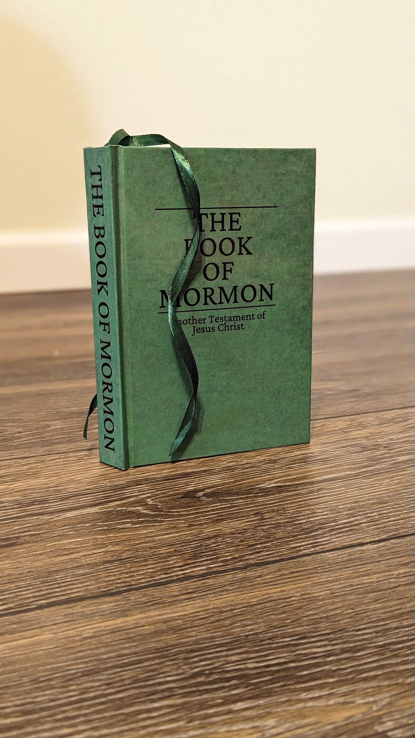 8M Hardcover Handmade Missionary Book of Mormon Green